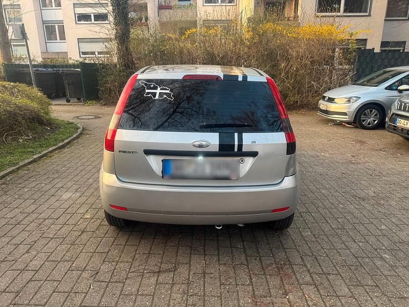 Brugt Ford Fiesta 80 HK (58 kW) 2003 Sølv Hatchback