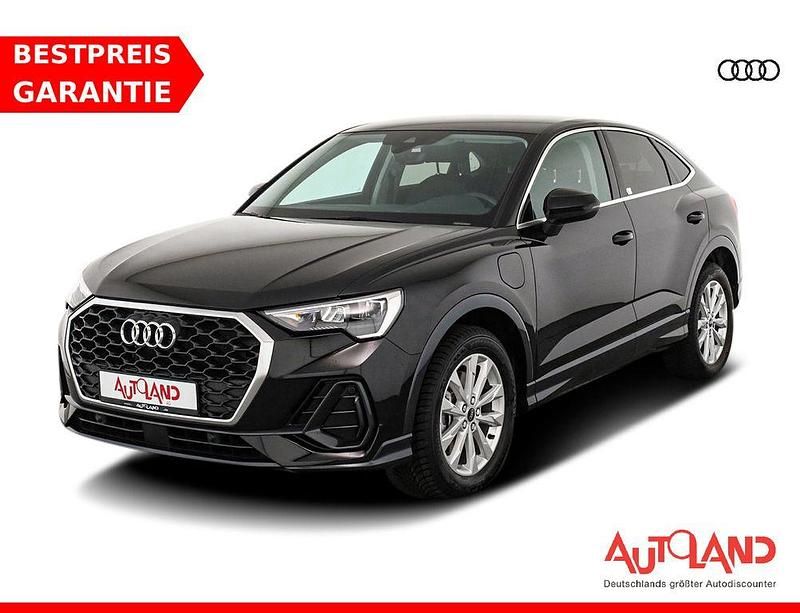 Brilliantschwarzmetallic Gebraucht 2021 Audi Q3 Basis SUV | 29.990 € (Etwas zu teuer) - Bild 1/4