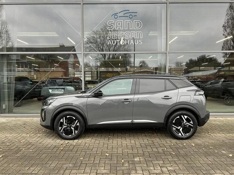 Gebraucht Peugeot e-2008 Active 100 kW (136 PS) 2024 Grau SUV