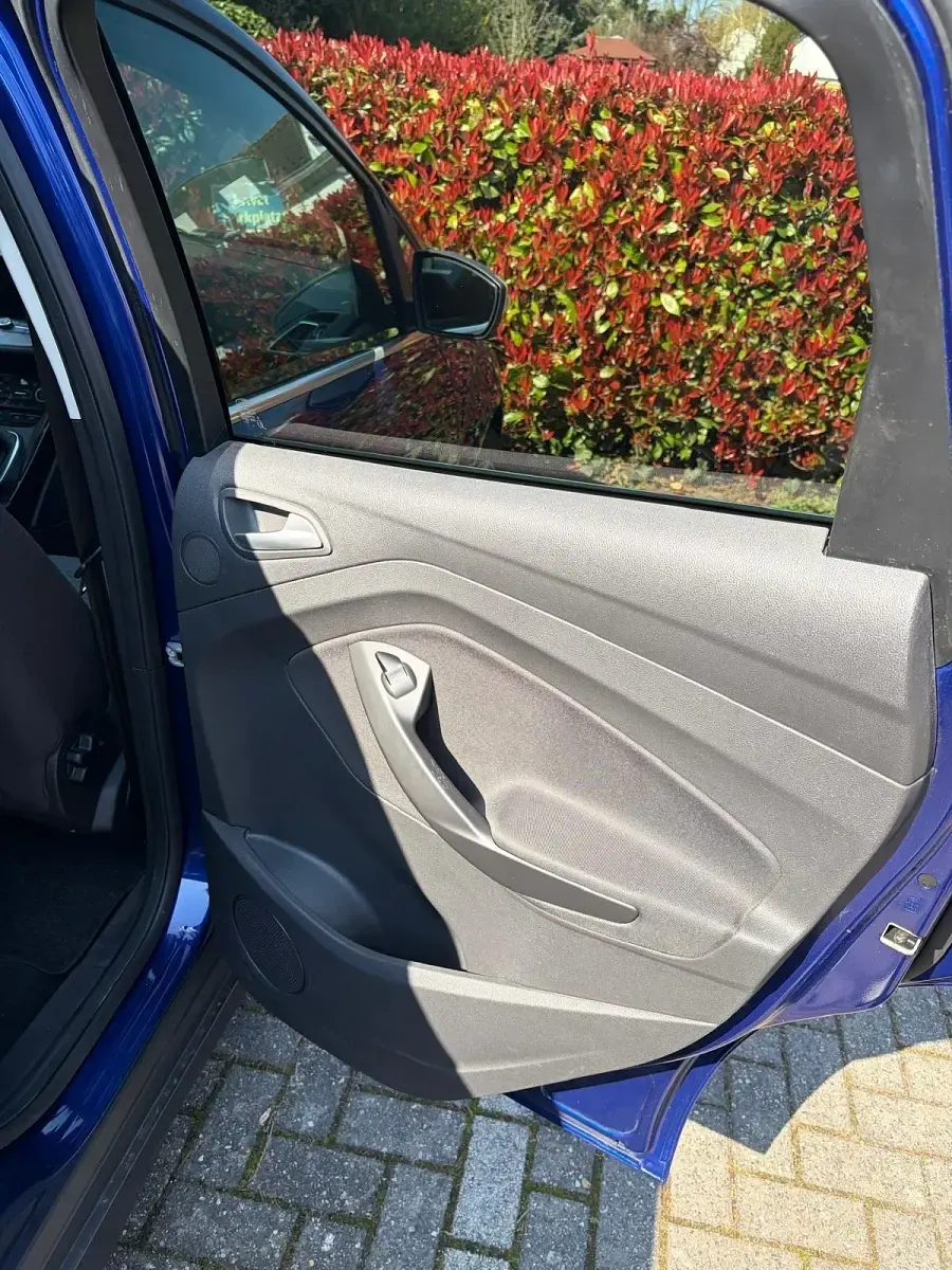 Gebraucht Ford C-MAX 125 PS (91 kW) 2016 Blau Van / Kleinbus