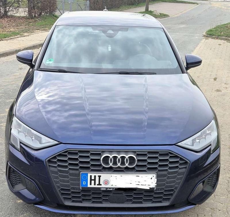 Gebraucht Audi A3 Edition .1 150 PS (110 kW) 2021 Limousine