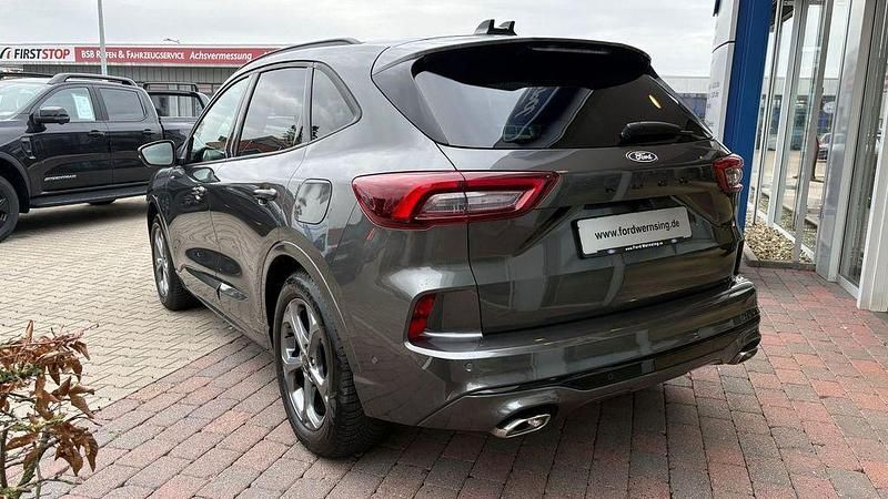 Gebraucht Ford Kuga ST-Line X 186 PS (136 kW) 2025 Grau SUV
