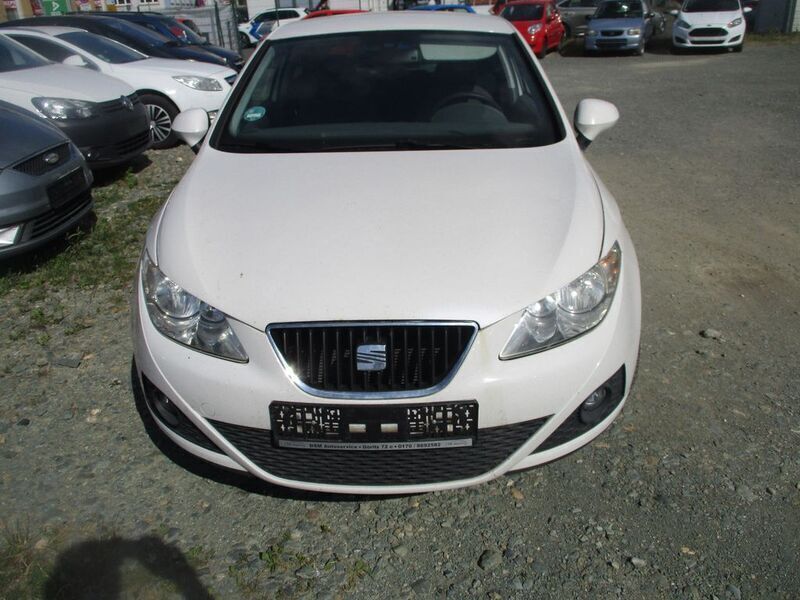 Weiß Gebraucht 2010 Seat Ibiza SC Kleinwagen | 2.350 € (Guter Preis) - Bild 1/4