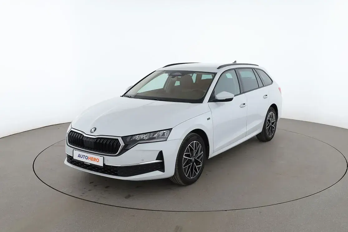 Gebraucht Skoda Octavia Tour 116 PS (85 kW) 2025 Kombi