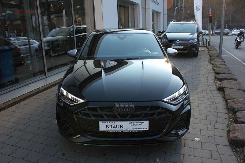 Gebraucht Audi S3 Sport 333 PS (244 kW) 2024 Schwarz Limousine