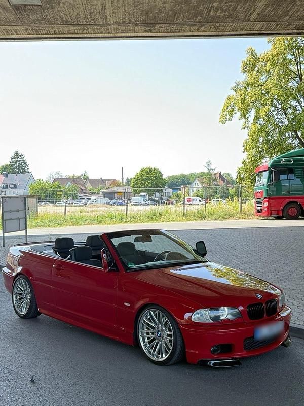 Gebraucht BMW 330 Cabriolet 231 PS (169 kW) 2003 Rot Cabrio