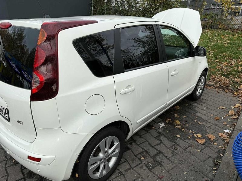 Gebraucht Nissan Note 2009 Weiß Kleinwagen