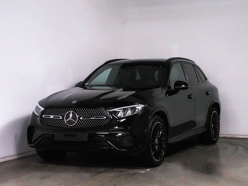 Schwarz Gebraucht 2024 Mercedes GLC220 AMG SUV | 62.780 € (Etwas zu teuer) - Bild 1/4