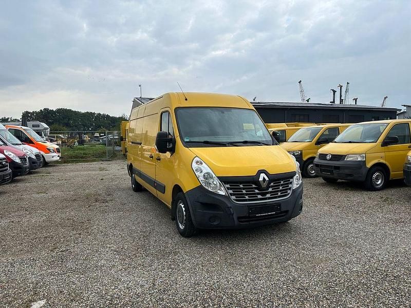 Gelb Gebraucht 2017 Renault Master R.S. Van | 13.500 € (Guter Preis) - Bild 1/4