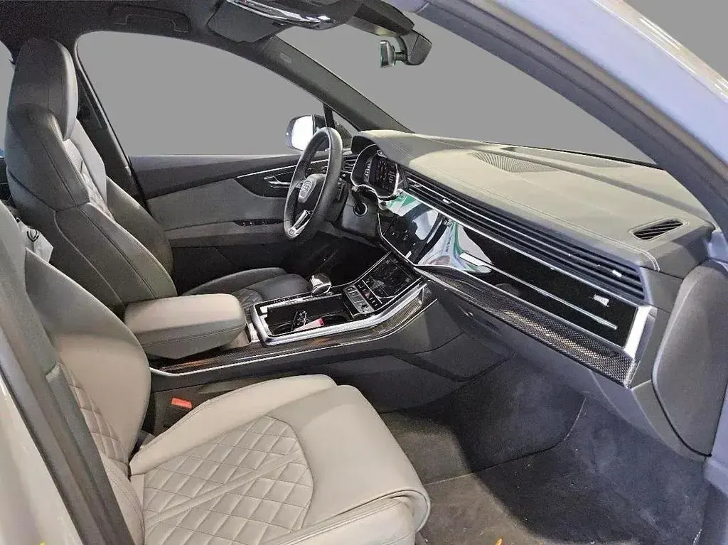 Gebraucht Audi SQ7 Competition 507 PS (372 kW) 2023 Nardograu SUV