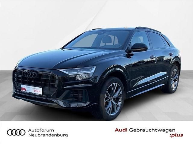 Tiefschwarz Gebraucht 2021 Audi Q8 Comfort SUV | 55.699 € (Fairer Preis) - Bild 1/4