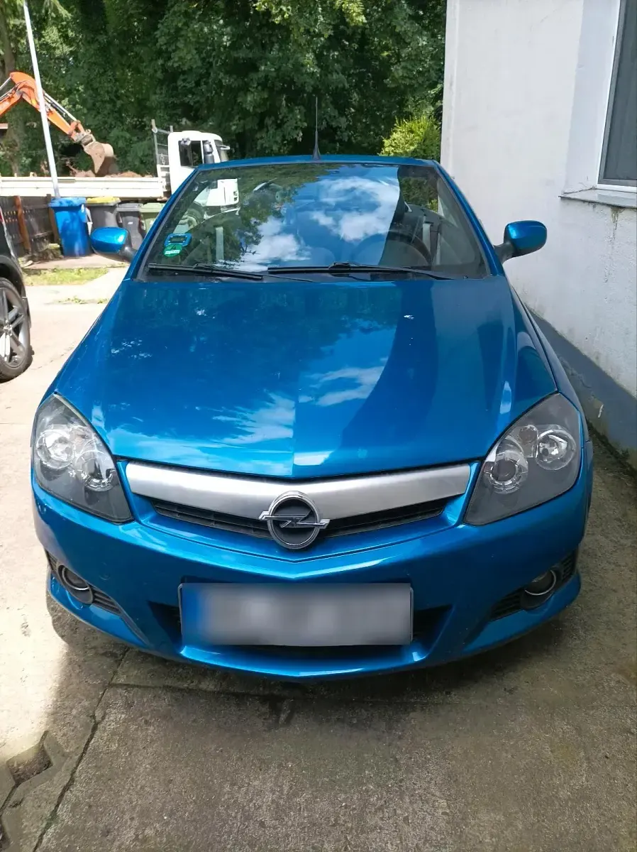Gebraucht Opel Tigra 120 PS (88 kW) 2009 Blau Cabrio