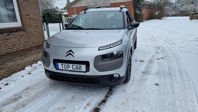 Gebraucht Citroën C4 Feel 99 PS (72 kW) 2016 Lackierung aluminiumgrau/met SUV