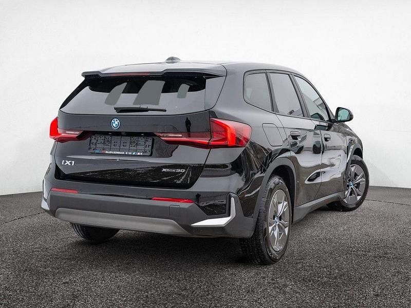 Gebraucht BMW iX1 Performance 230 kW (313 PS) 2023 Schwarz SUV