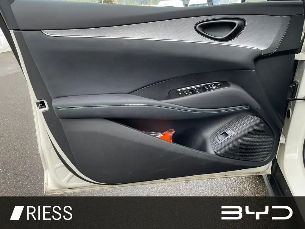 Gebraucht BYD Seal Comfort 212 PS (155 kW) 2025 Grau SUV