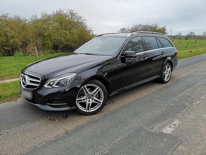 Gebraucht Mercedes E200 136 PS (100 kW) 2015 Schwarz Kombi