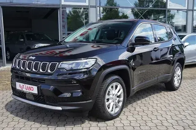 Gebraucht Jeep Compass Altitude 131 PS (96 kW) 2024 Schwarz SUV