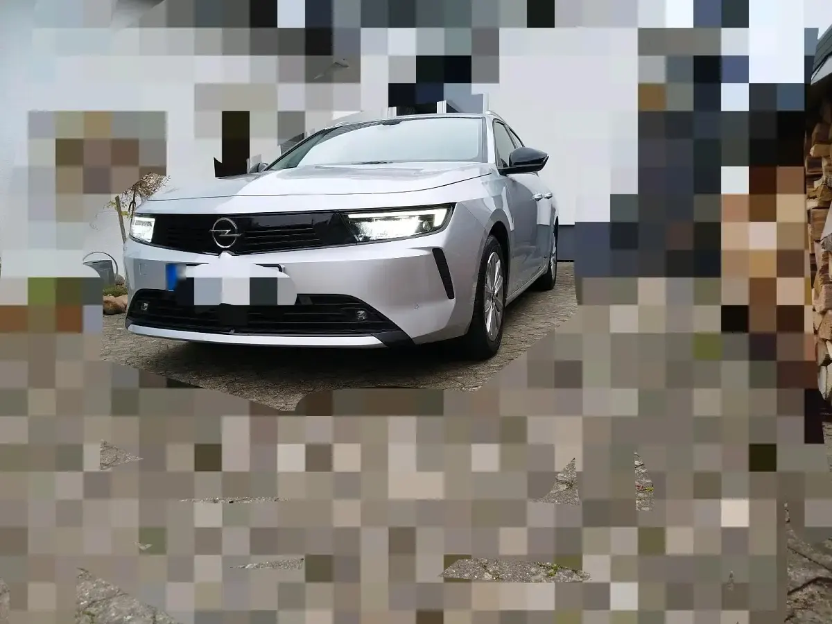 Usata Opel Astra Elegance 110 CV (80 kW) 2023 Argento Utilitaria