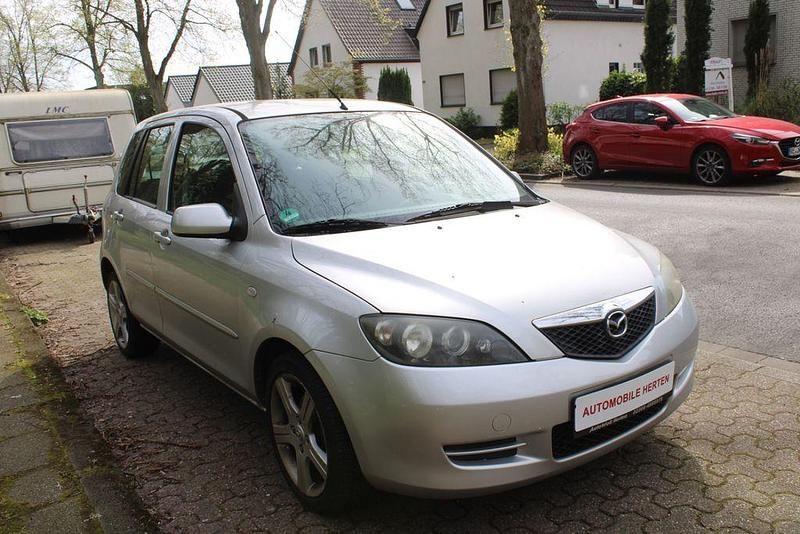 Second-hand Mazda 2 Active 80 CP (58 kW) 2006 Argintiu Hatchback