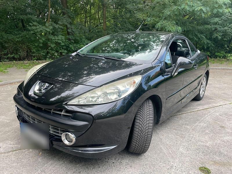 Gebraucht Peugeot 207 CC 120 PS (88 kW) 2008 Schwarz Cabrio