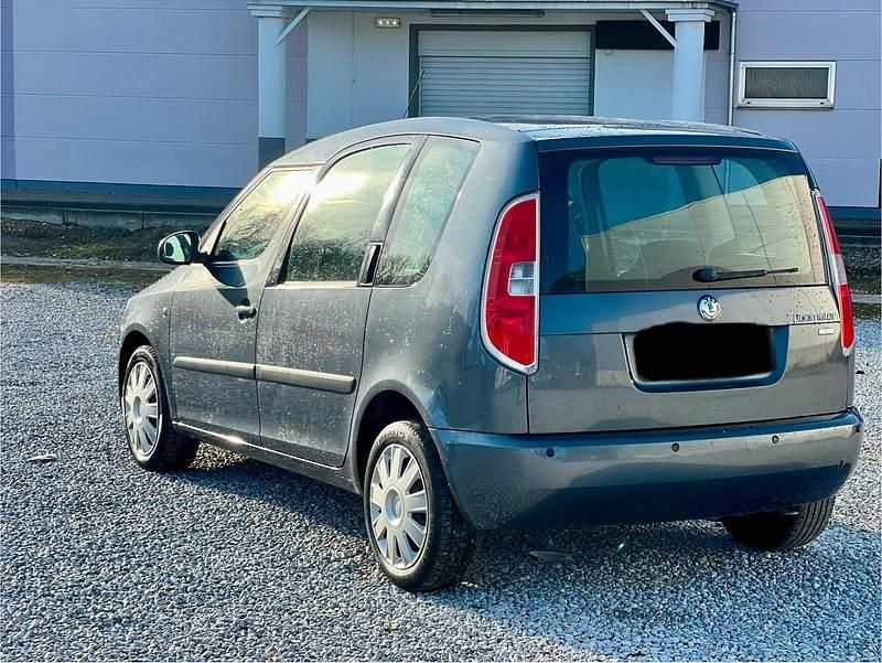 Gebraucht Skoda Roomster Style 86 PS (63 kW) 2008 Grau Van / Kleinbus