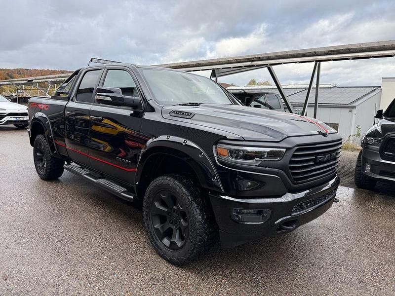 Gebraucht Dodge Ram 401 PS (294 kW) 2021 Schwarz Pickup