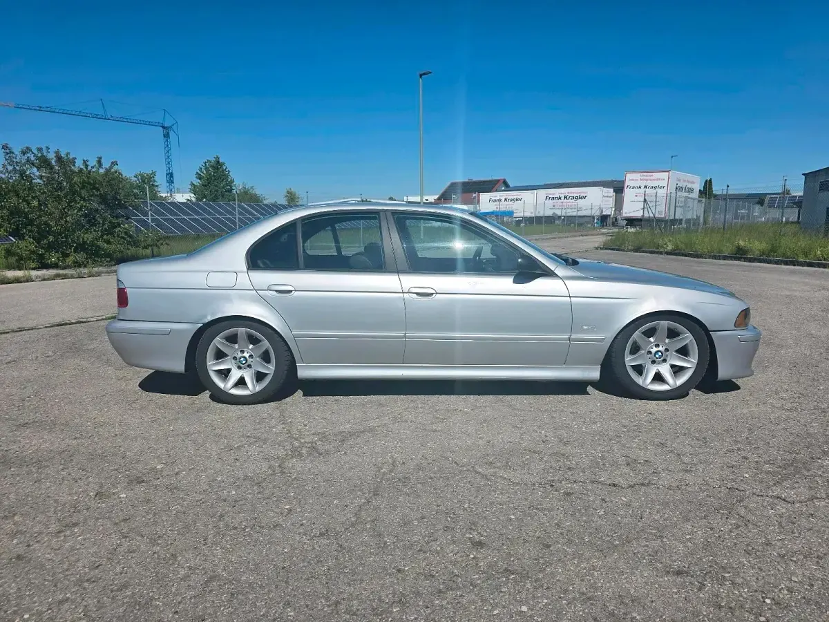 Usata BMW 520 M Sport 170 CV (125 kW) 2002 Argento Berlina