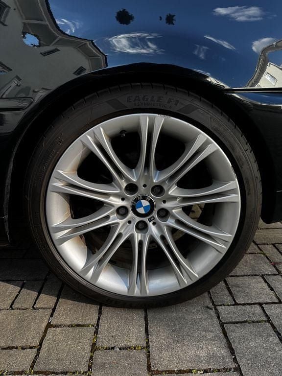 Gebraucht BMW 320 Cabriolet 170 PS (125 kW) 2001 Schwarz Cabrio