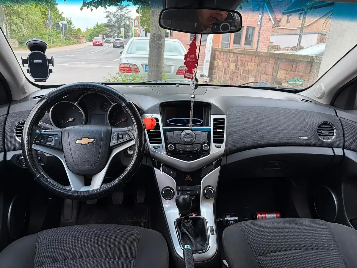 Gebraucht Chevrolet Cruze LT 131 PS (96 kW) 2013 Grau Kombi