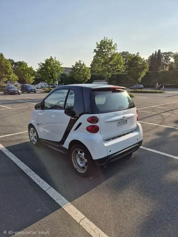 Gebraucht Smart ForTwo Coupé Pure 61 PS (44 kW) 2014 Weiß Coupé