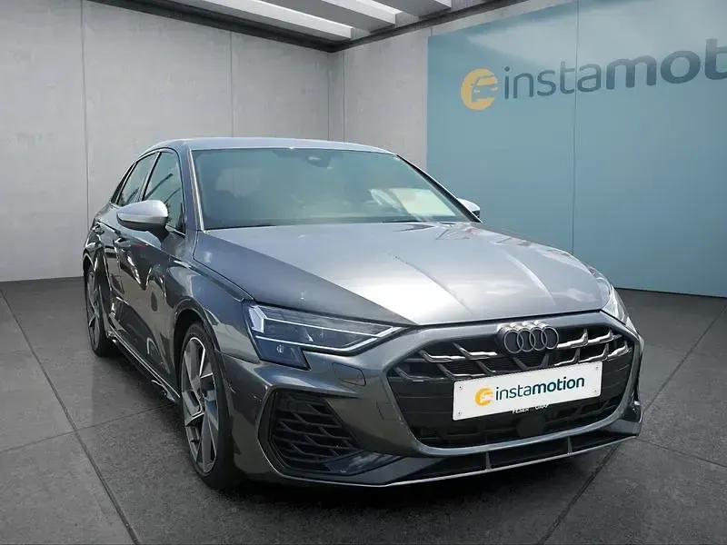 Gebraucht Audi S3 Sportback 333 PS (244 kW) 2025 Grau Kleinwagen