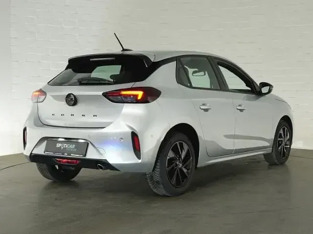 Gebraucht Opel Corsa 101 PS (74 kW) 2024 Silber Kleinwagen