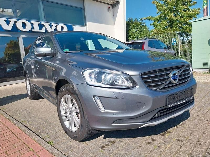 Osmium grey Gebraucht 2017 Volvo XC60 Momentum SUV | 19.800 € (Guter Preis) - Bild 1/4