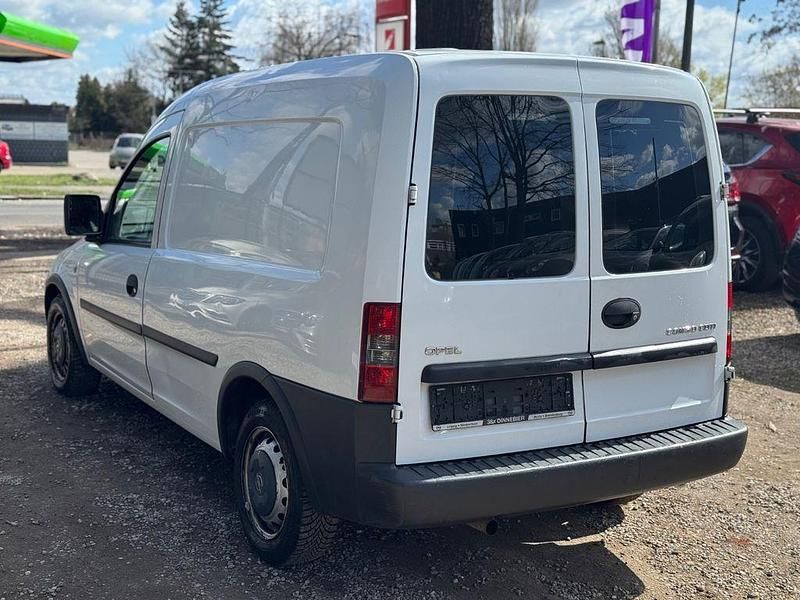 Gebraucht Opel Combo 75 PS (55 kW) 2010 Weiß Van / Kleinbus