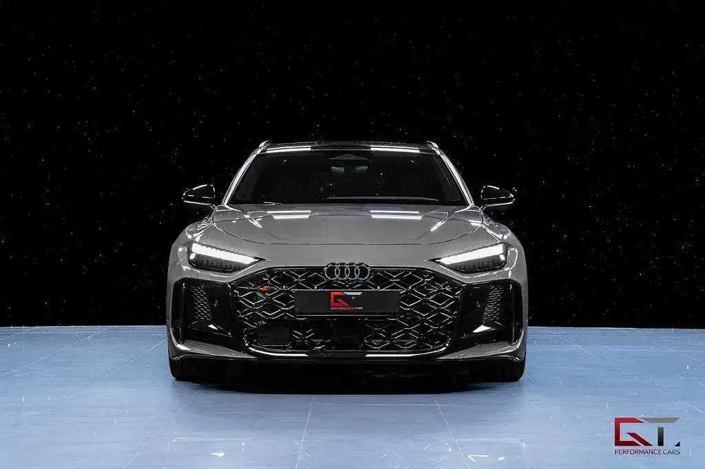 Neu Audi RS5 Sport 639 PS (469 kW) 2026 Grau Kombi