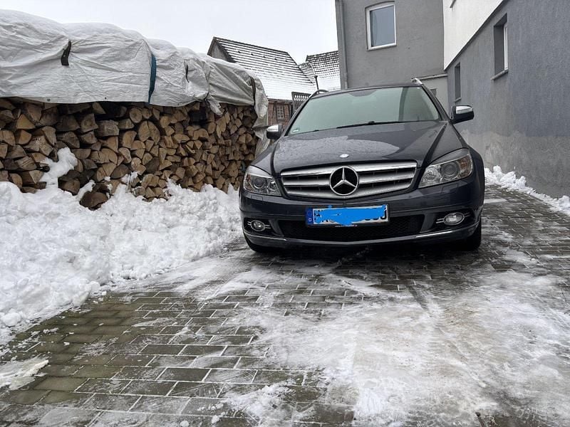 Grau Gebraucht 2008 Mercedes C220 Kombi | 2.900 € (Superpreis) - Bild 1/4