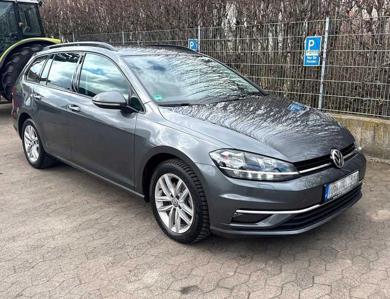 Gebraucht VW Golf VII 150 PS (110 kW) 2019 Grau Kombi