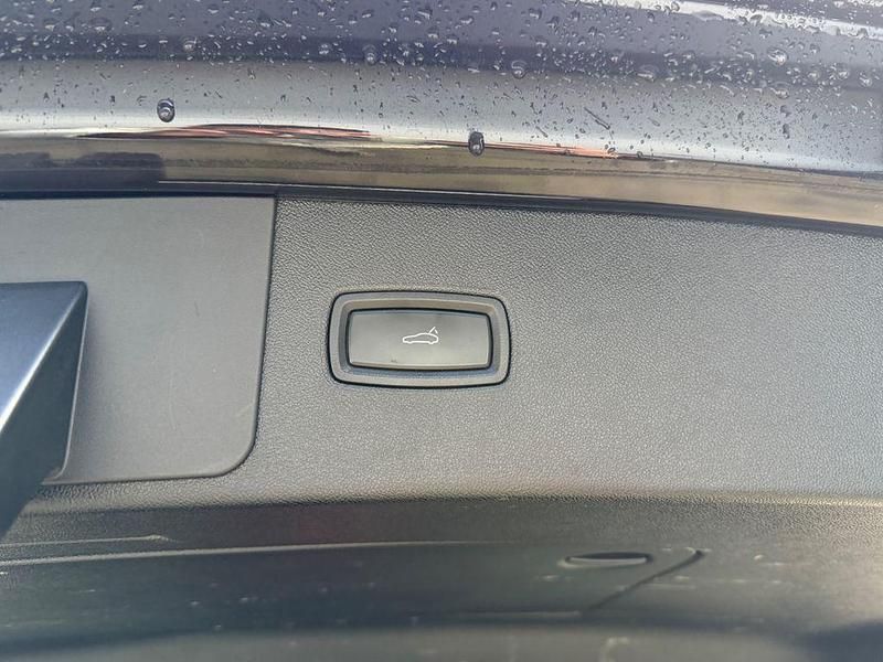 Gebraucht Porsche Cayenne Basis 340 PS (250 kW) 2019 Schwarz SUV