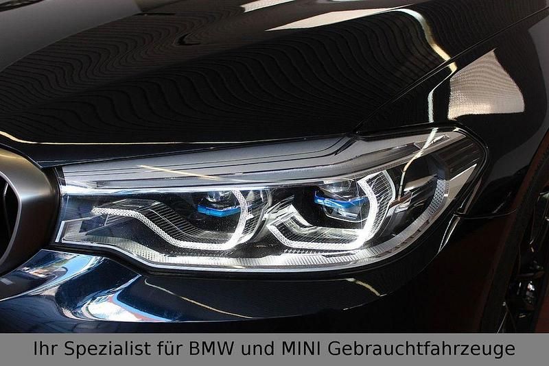 Gebraucht BMW M550 Performance 400 PS (294 kW) 2020 Schwarz Limousine