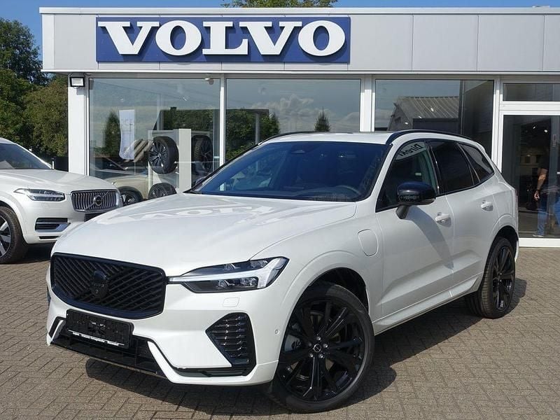 Weiß Gebraucht 2025 Volvo XC60 Plus SUV | 57.900 € (Teuer) - Bild 1/4