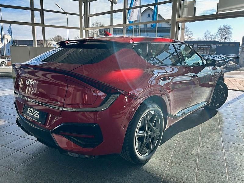 Neu Kia EV6 GT-Line 239 kW (325 PS) 2025 Runway rot met SUV