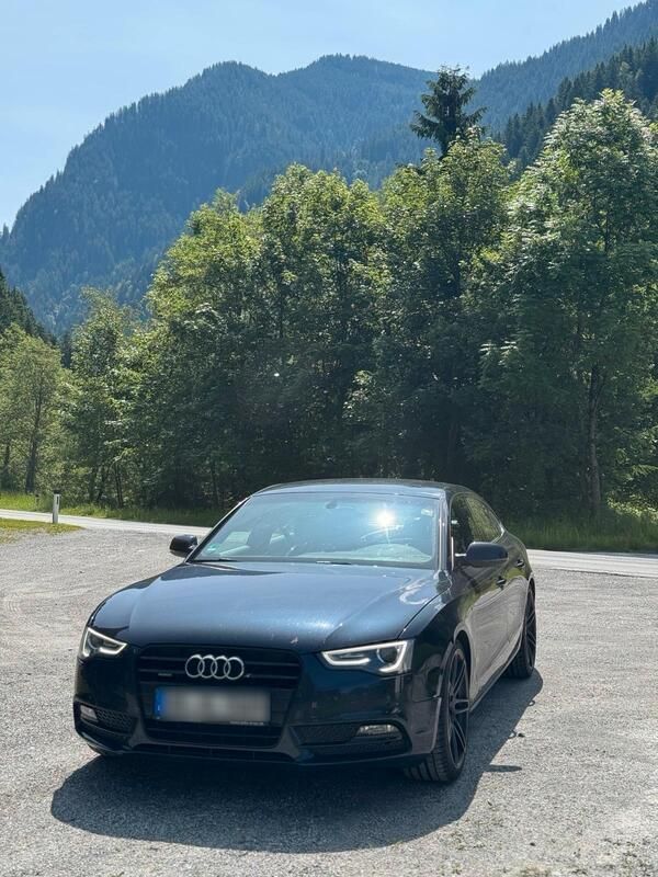 Blau Gebraucht 2016 Audi A5 Sportback Kleinwagen | 15.000 € (Superpreis) - Bild 1/4