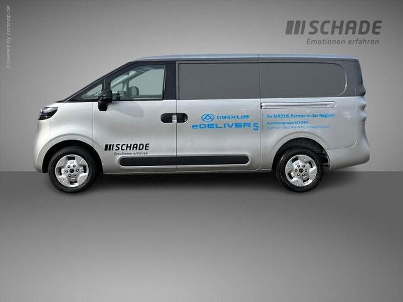 Gebraucht Maxus EV80 88 kW (120 PS) 2024 Silber Van