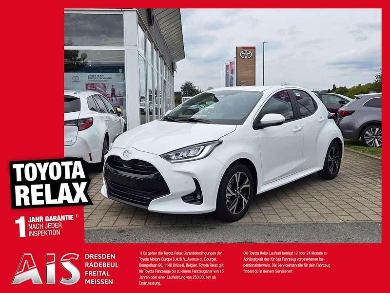 Schneeweiß Neu 2025 Toyota Yaris Hybrid Comfort Kleinwagen | 24.590 € (Fairer Preis) - Bild 1/3