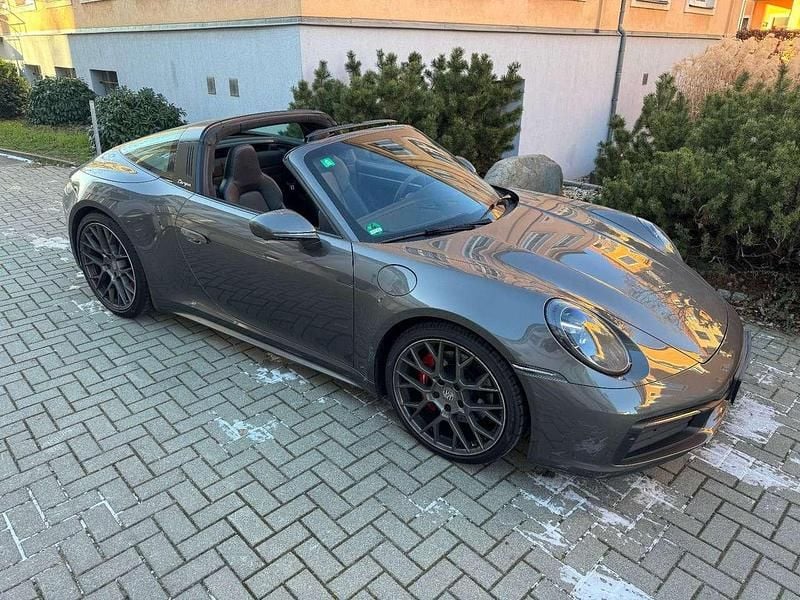 Grau Gebraucht 2021 Porsche 911 Coupé | 129.790 € (Fairer Preis) - Bild 1/4