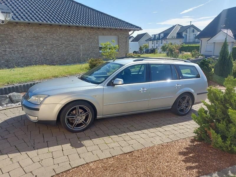 Silber Gebraucht 2006 Ford Mondeo Kombi | 3.850 € - Bild 1/4