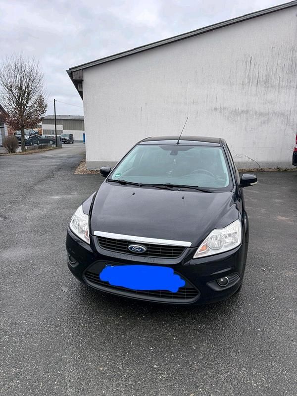 Gebraucht Ford Focus 75 PS (55 kW) 2011 Schwarz Limousine