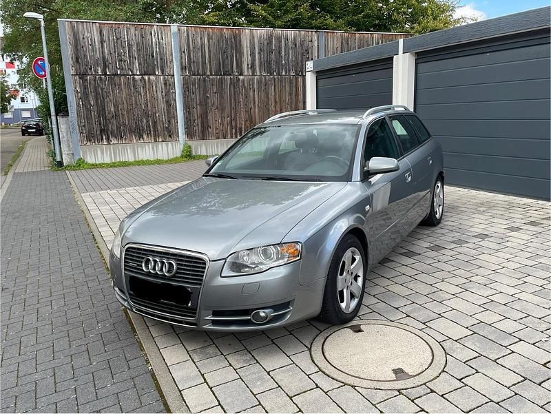 Grau Gebraucht 2006 Audi A4 Kombi | 1.000 € (Superpreis) - Bild 1/4