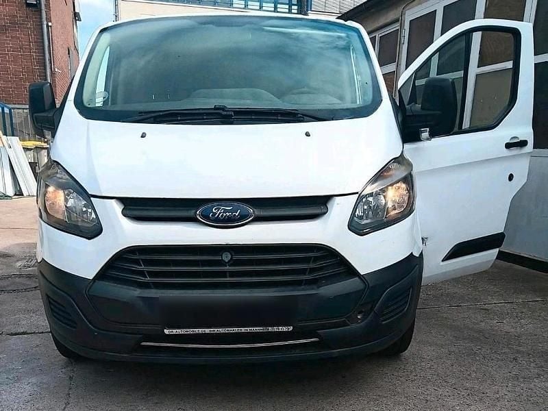 Weiß Gebraucht 2016 Ford Transit Custom Van / Kleinbus | 5.990 € (Superpreis) - Bild 1/4