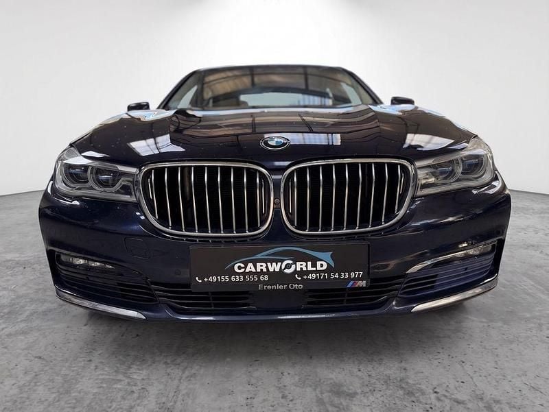 Gebraucht BMW 730 265 PS (194 kW) 2016 Blau Limousine